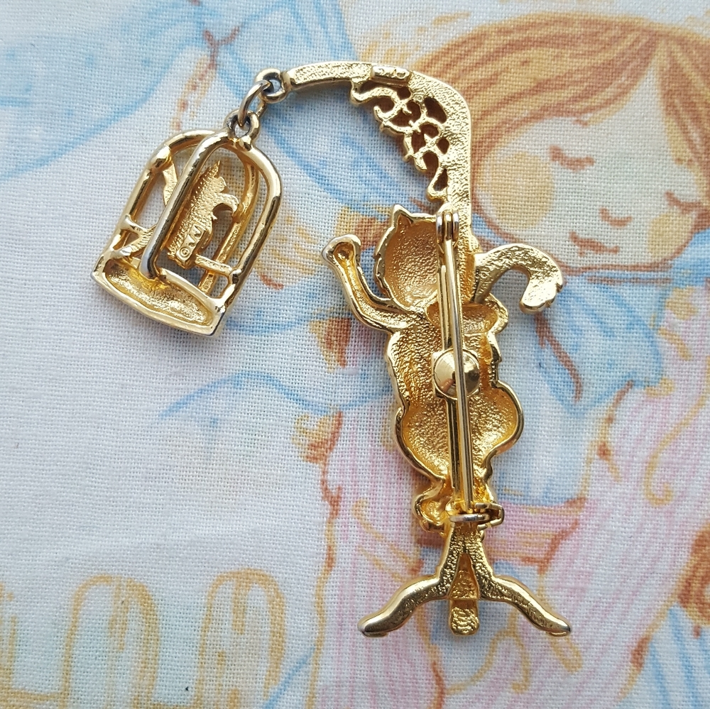🌙Large Signed JJ Vintage Cat Brooch Pin Moving Parts - Picture 4 of 10